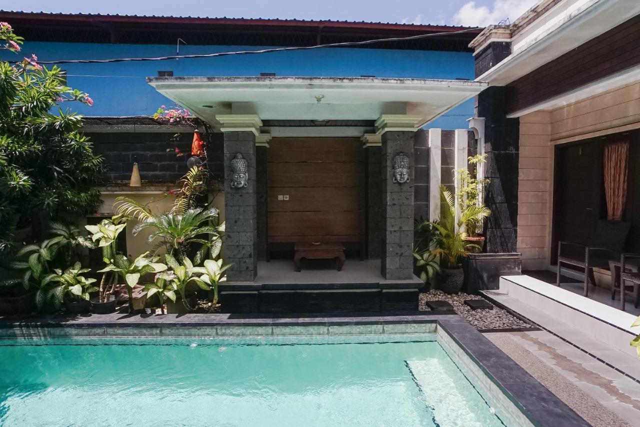 Denays Guesthouse Jimbaran Esterno foto